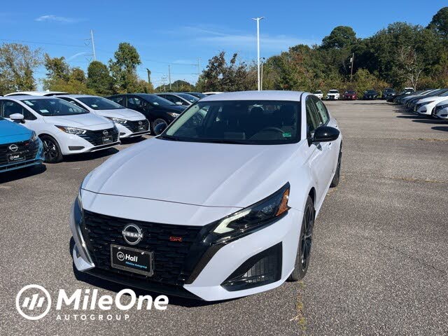 2025 Nissan Altima 2.5 SR FWD