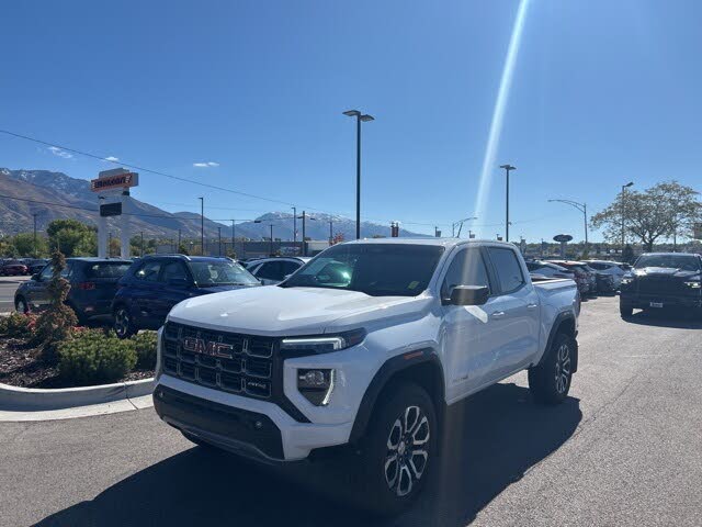 2024 GMC Canyon AT4 Crew Cab 4WD