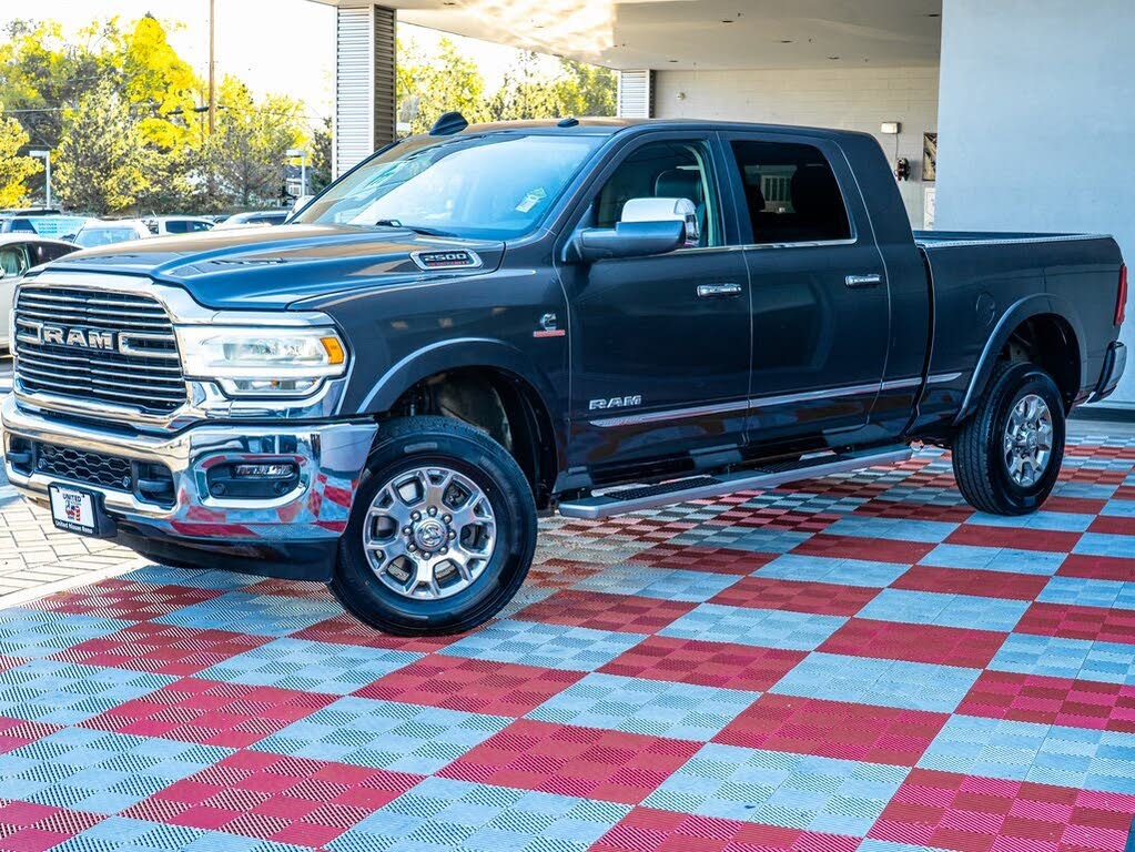 2019 RAM 2500 Laramie Mega Cab 4WD