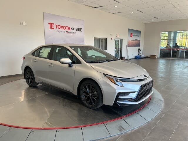 2026 Toyota Corolla SE FWD