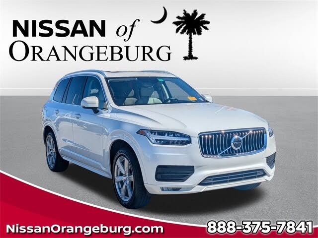 2022 Volvo XC90 T6 Momentum 6-Passenger AWD