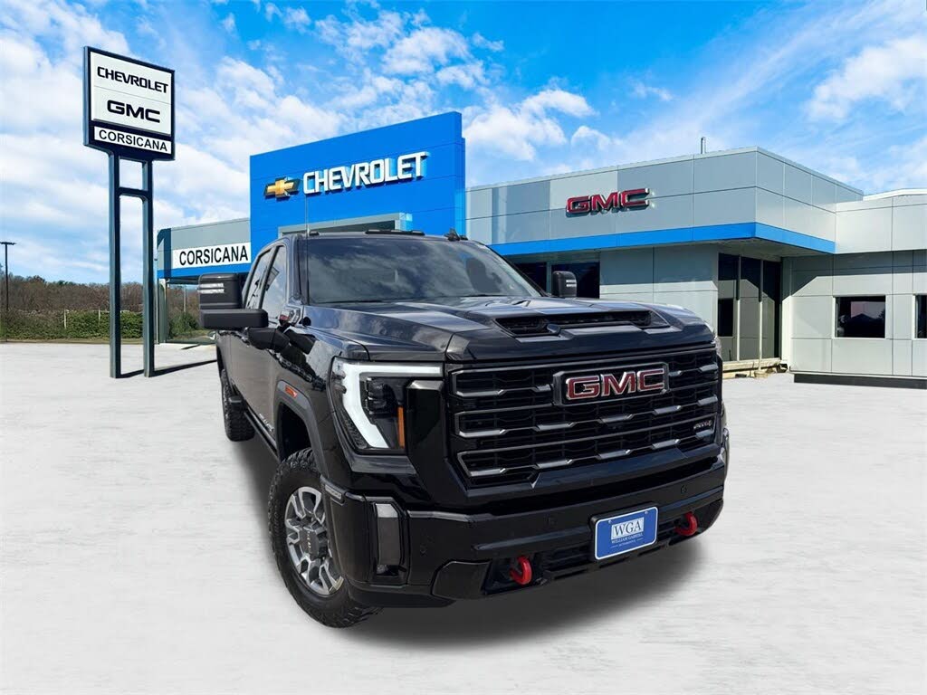 2024 GMC Sierra 2500HD AT4 Crew Cab 4WD