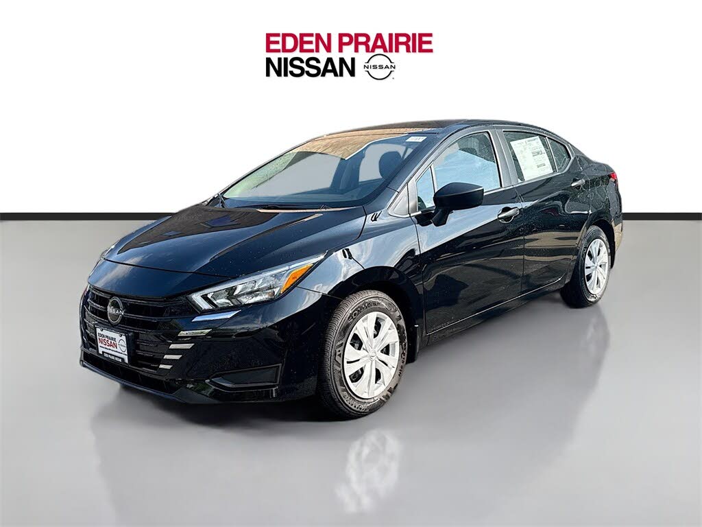 2025 Nissan Versa S FWD