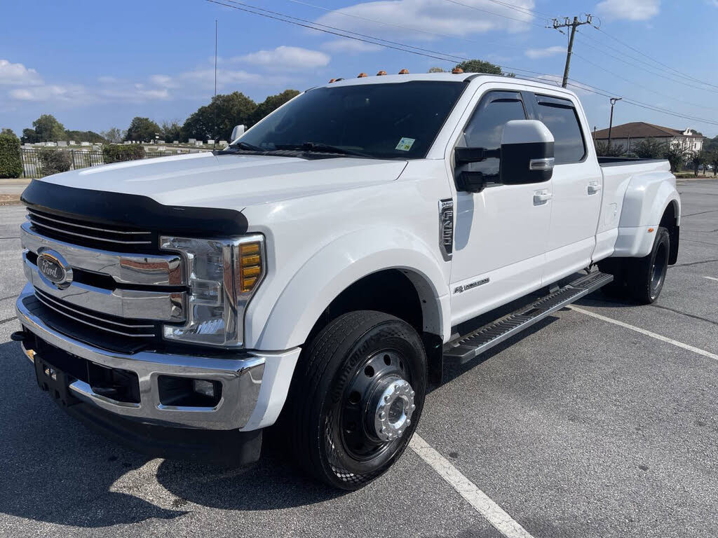 2018 Ford F-450 Super Duty Lariat Crew Cab LB DRW 4WD