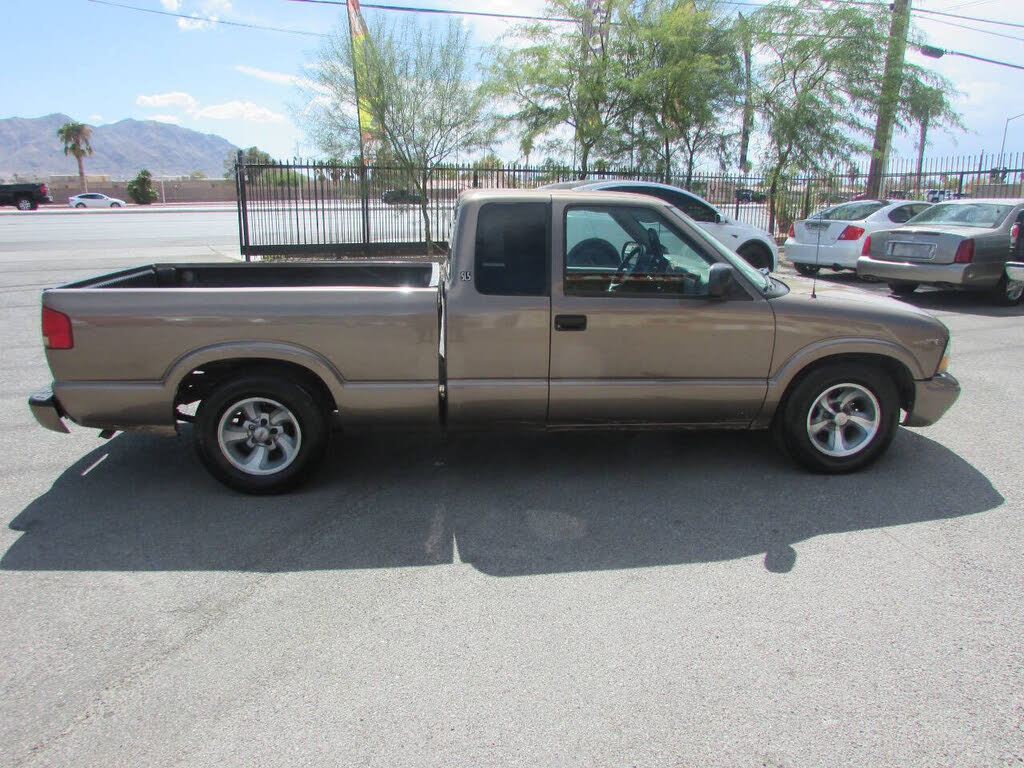 2003 GMC Sonoma SL Ext Cab 2WD