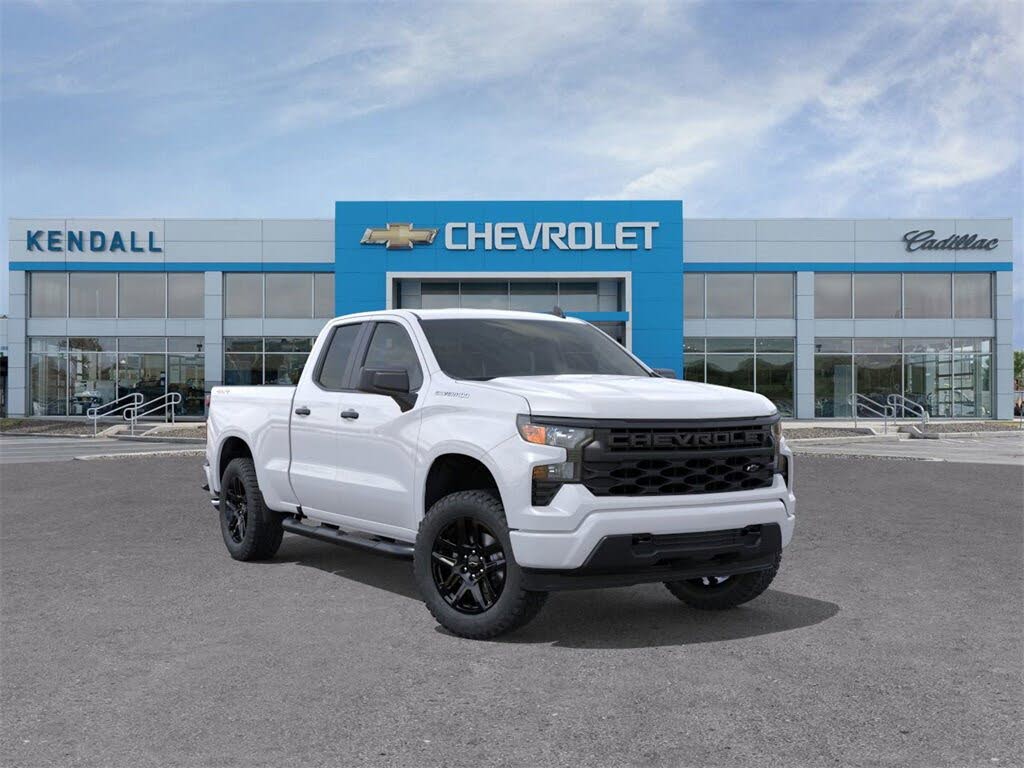 2026 Chevrolet Silverado 1500 Custom Double Cab 4WD