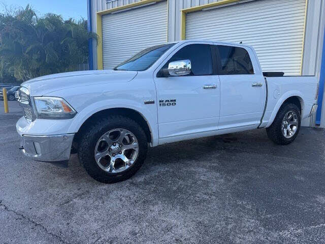 2013 RAM 1500 Laramie Crew Cab 4WD