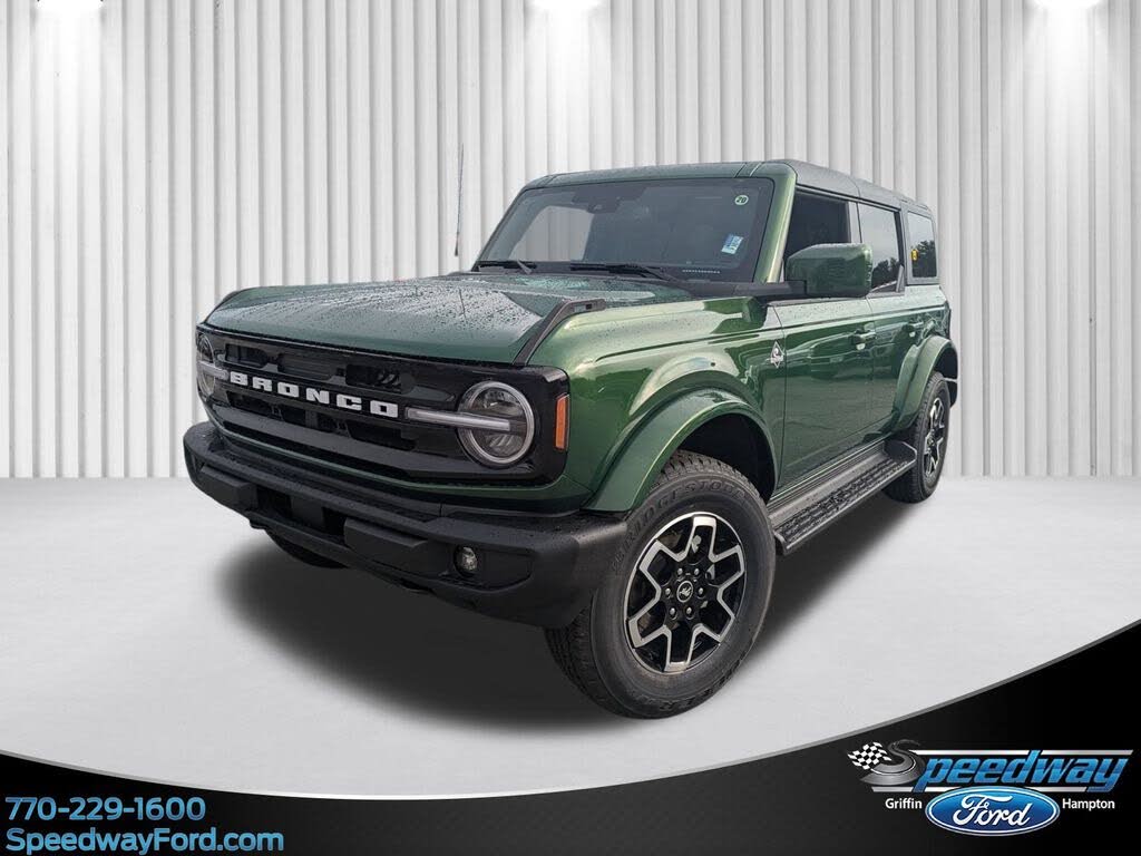 2025 Ford Bronco Outer Banks 4-Door 4WD