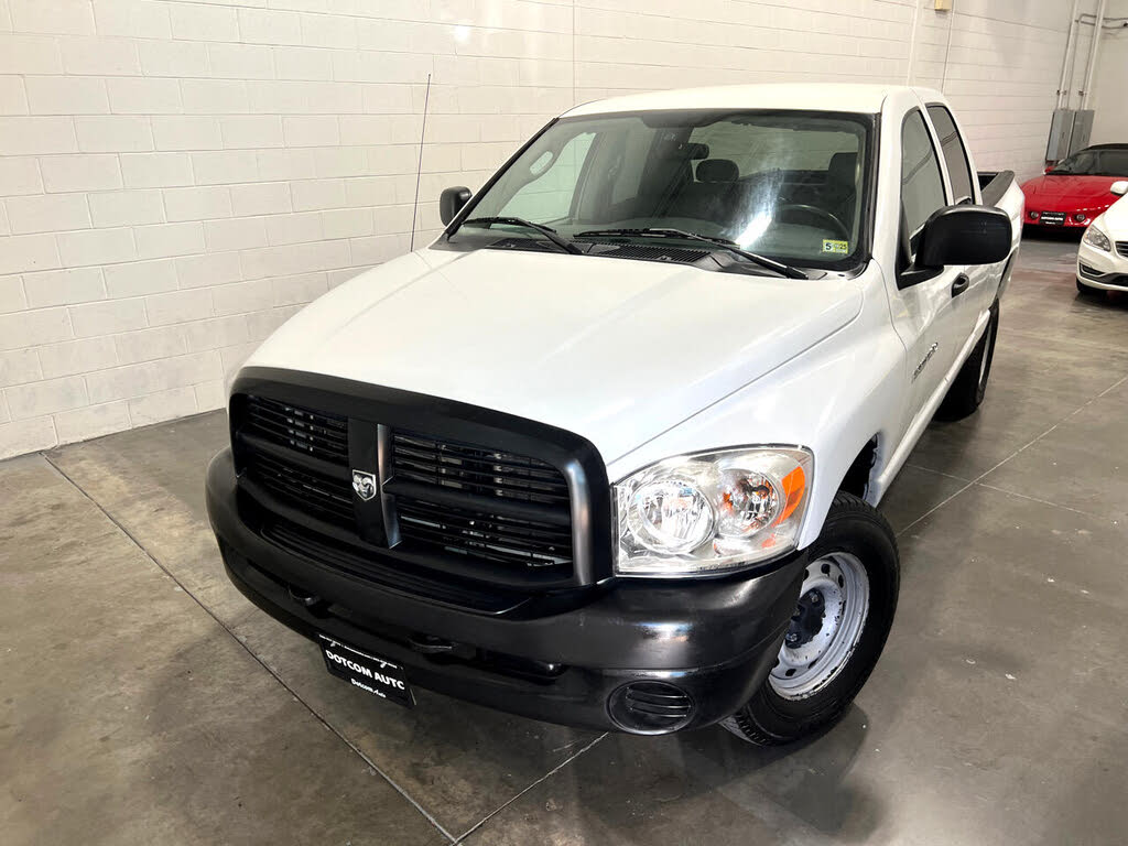 2007 Dodge RAM 1500 ST Quad Cab 4WD