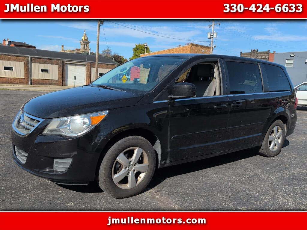 2010 Volkswagen Routan SE