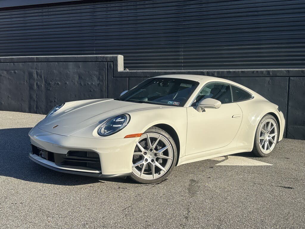 2025 Porsche 911 Carrera Coupe RWD