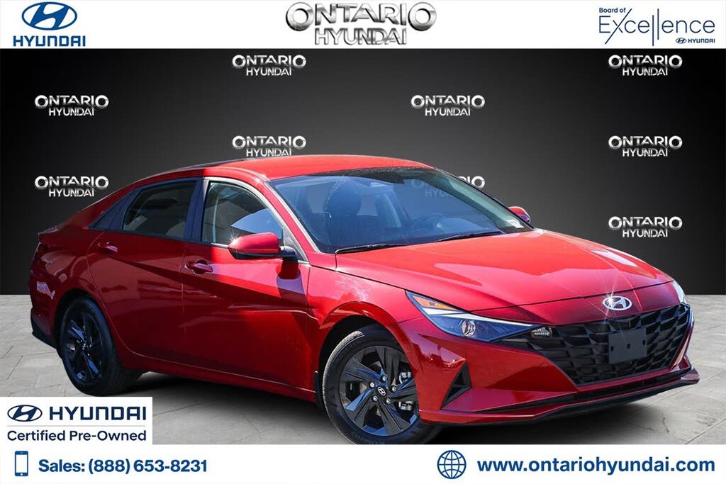 2023 Hyundai Elantra SEL FWD