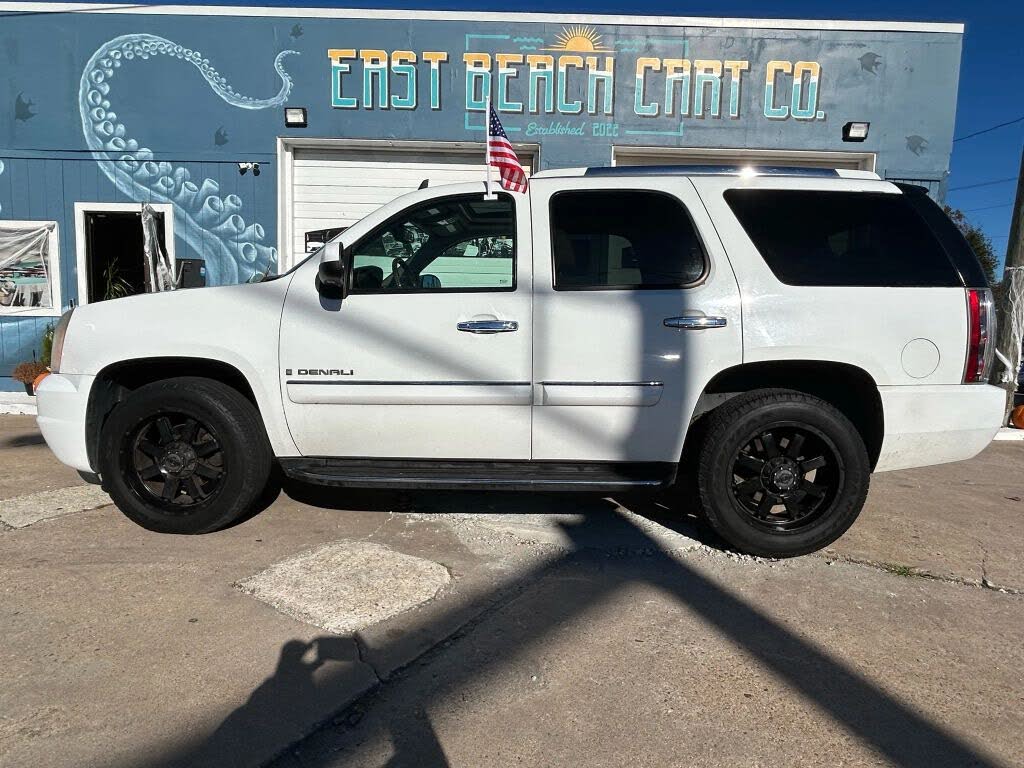 2007 GMC Yukon Denali AWD