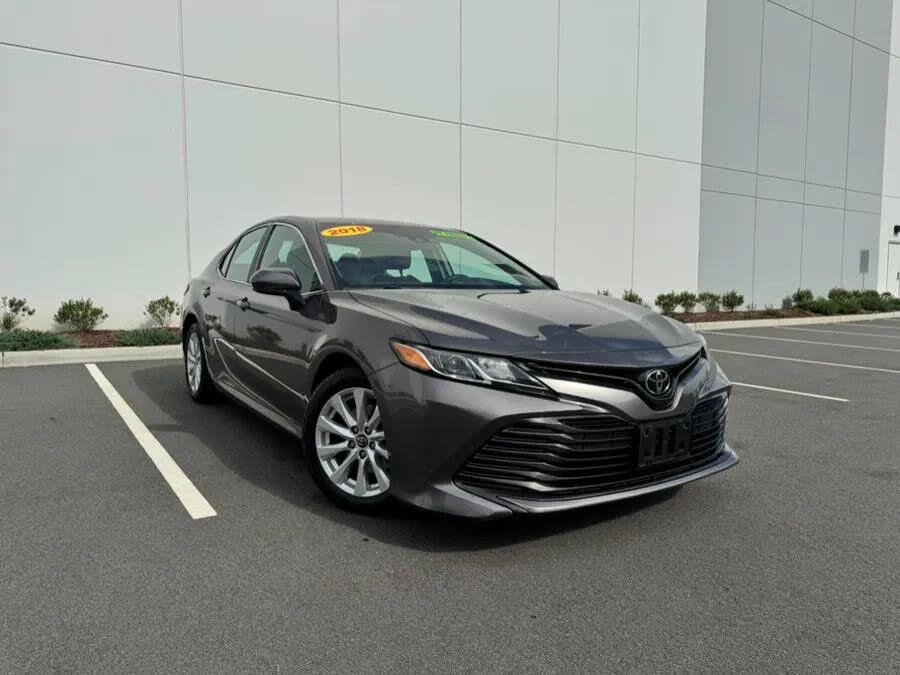 2018 Toyota Camry LE