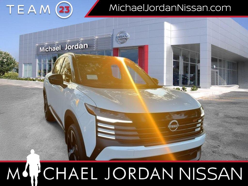 2026 Nissan Kicks SR FWD