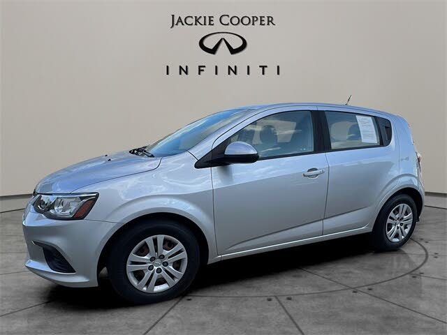 2020 Chevrolet Sonic LT Fleet Hatchback FWD