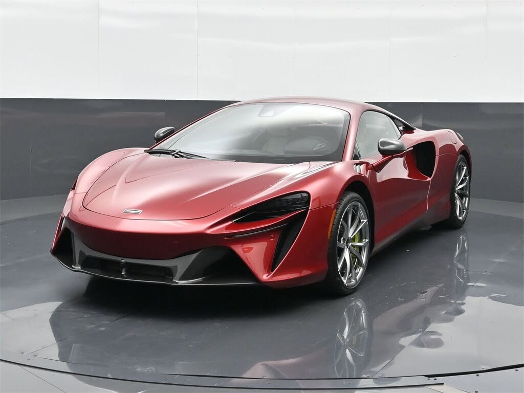 2024 McLaren Artura RWD