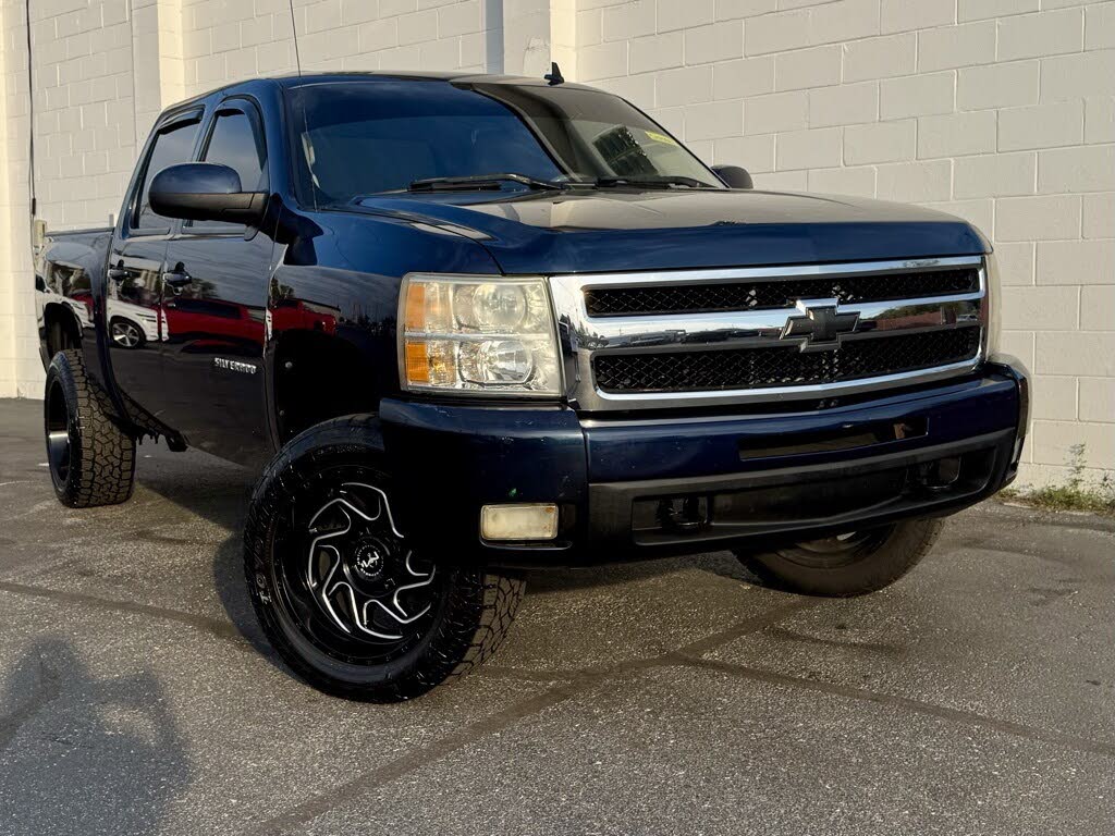 2010 Chevrolet Silverado 1500 LTZ Crew Cab 4WD