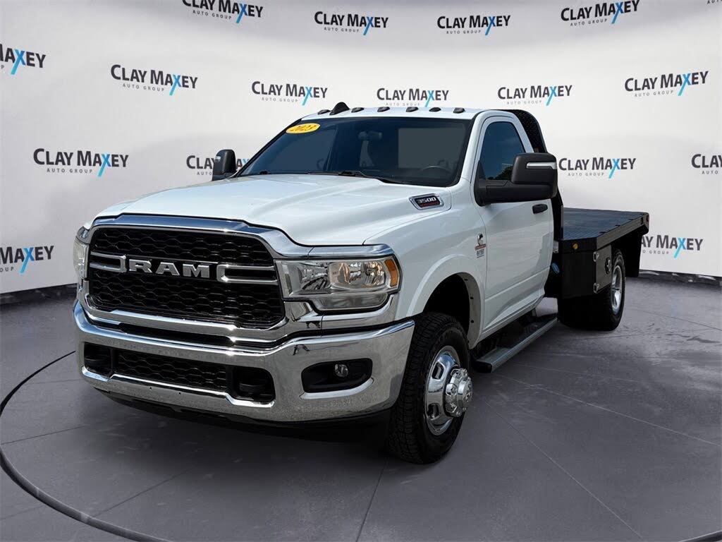 2023 RAM 3500 Chassis Tradesman Regular Cab DRW 4WD
