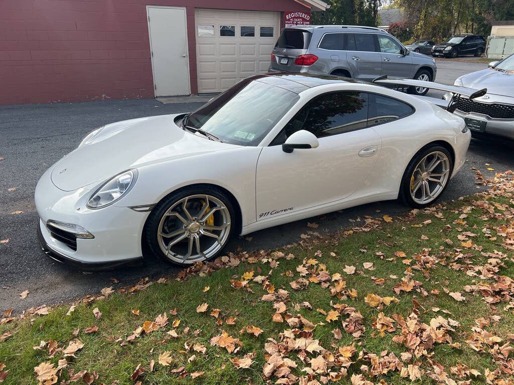 2014 Porsche 911 Carrera Coupe RWD