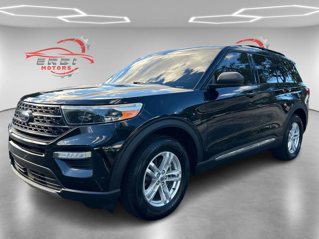 2020 Ford Explorer XLT RWD