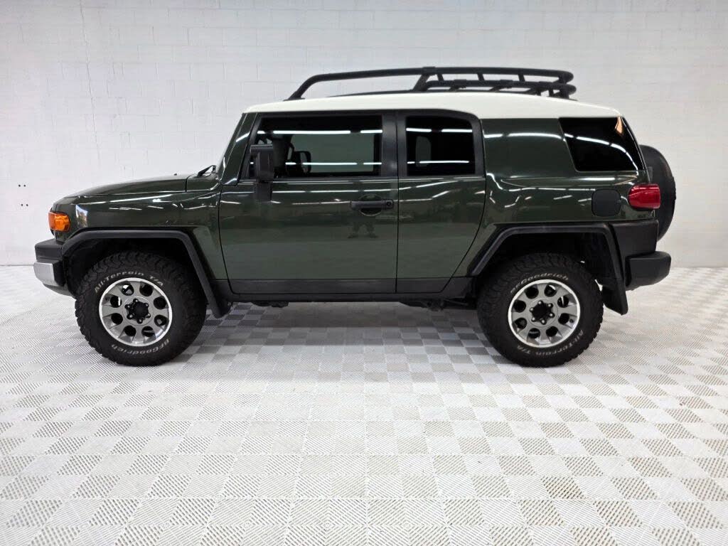 2013 Toyota FJ Cruiser 4WD
