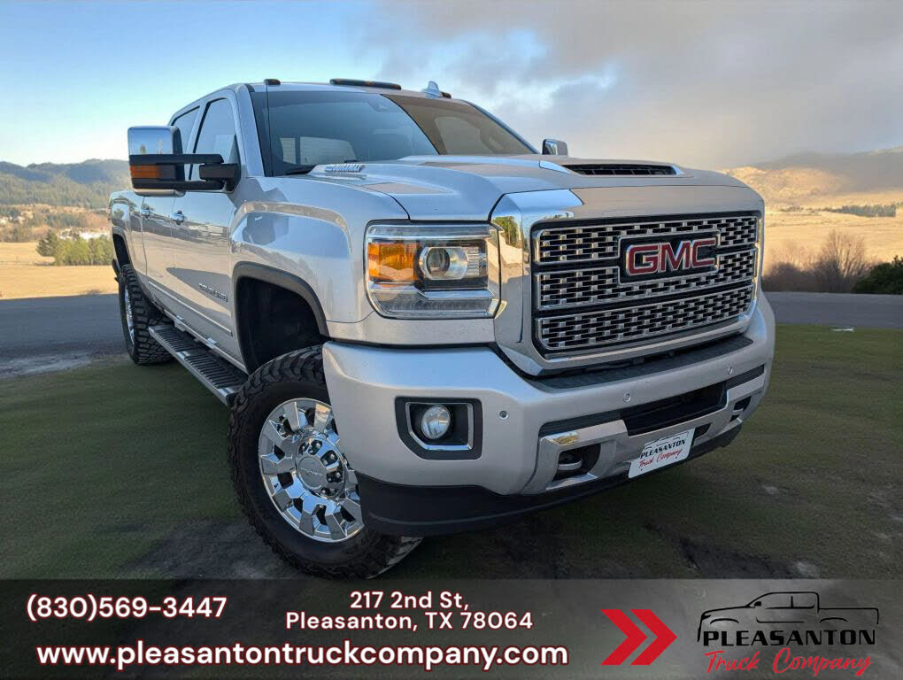 2018 GMC Sierra 2500HD Denali Crew Cab SB 4WD