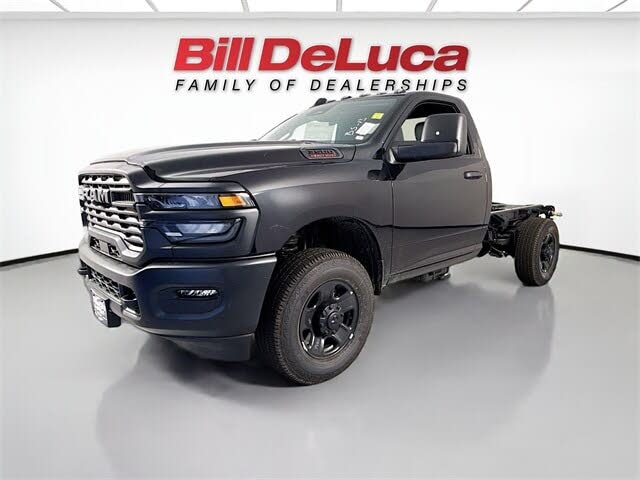 2025 RAM 3500 Chassis Tradesman Regular Cab 4WD