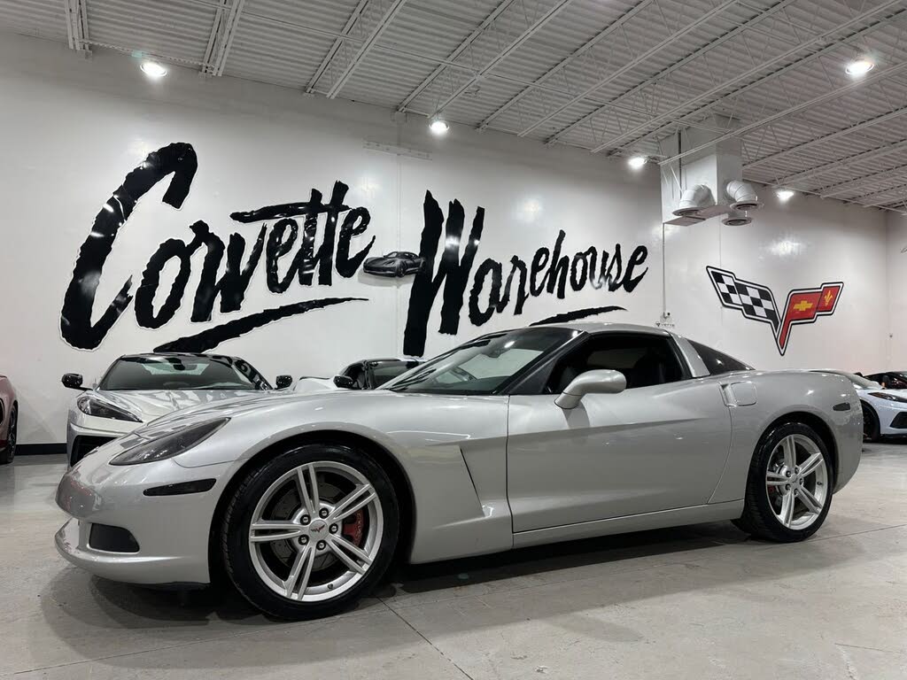 2005 Chevrolet Corvette Coupe RWD