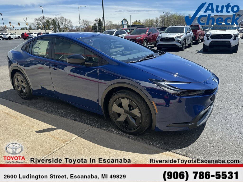 2025 Toyota Prius LE FWD