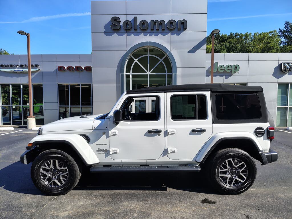 2024 Jeep Wrangler Sahara 4-Door 4WD