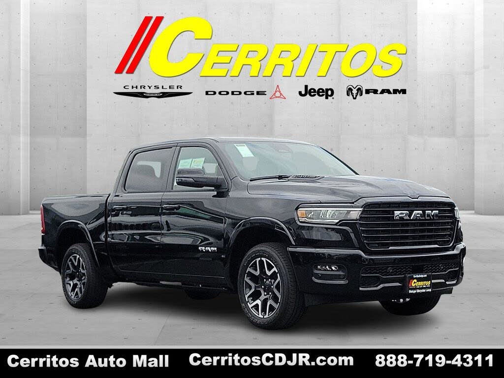 2025 RAM 1500 Laramie Crew Cab 4WD
