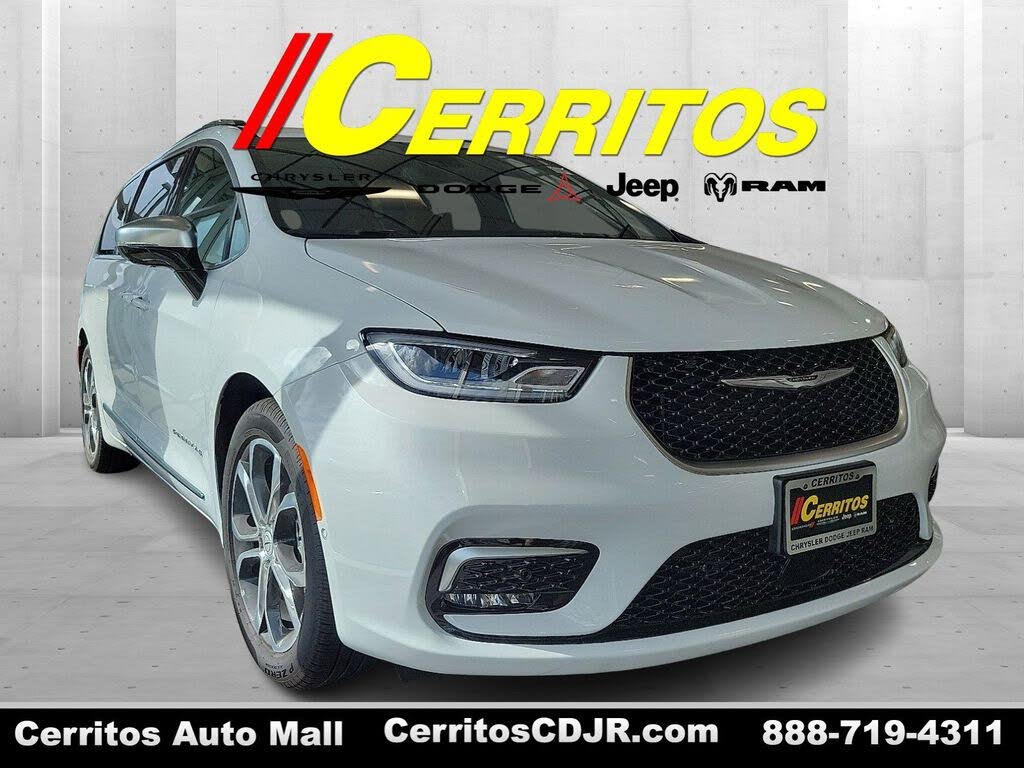 2026 Chrysler Pacifica Pinnacle FWD