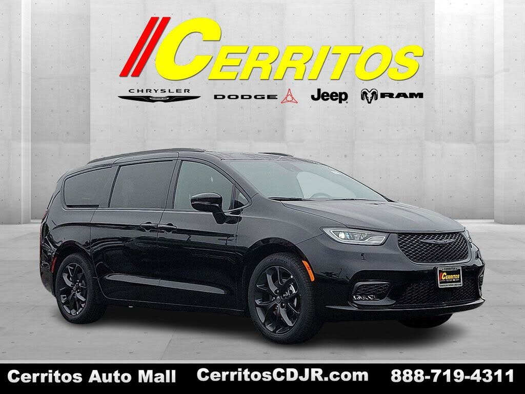 2026 Chrysler Pacifica Limited FWD