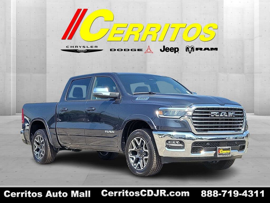 2026 RAM 1500 Laramie Crew Cab 4WD
