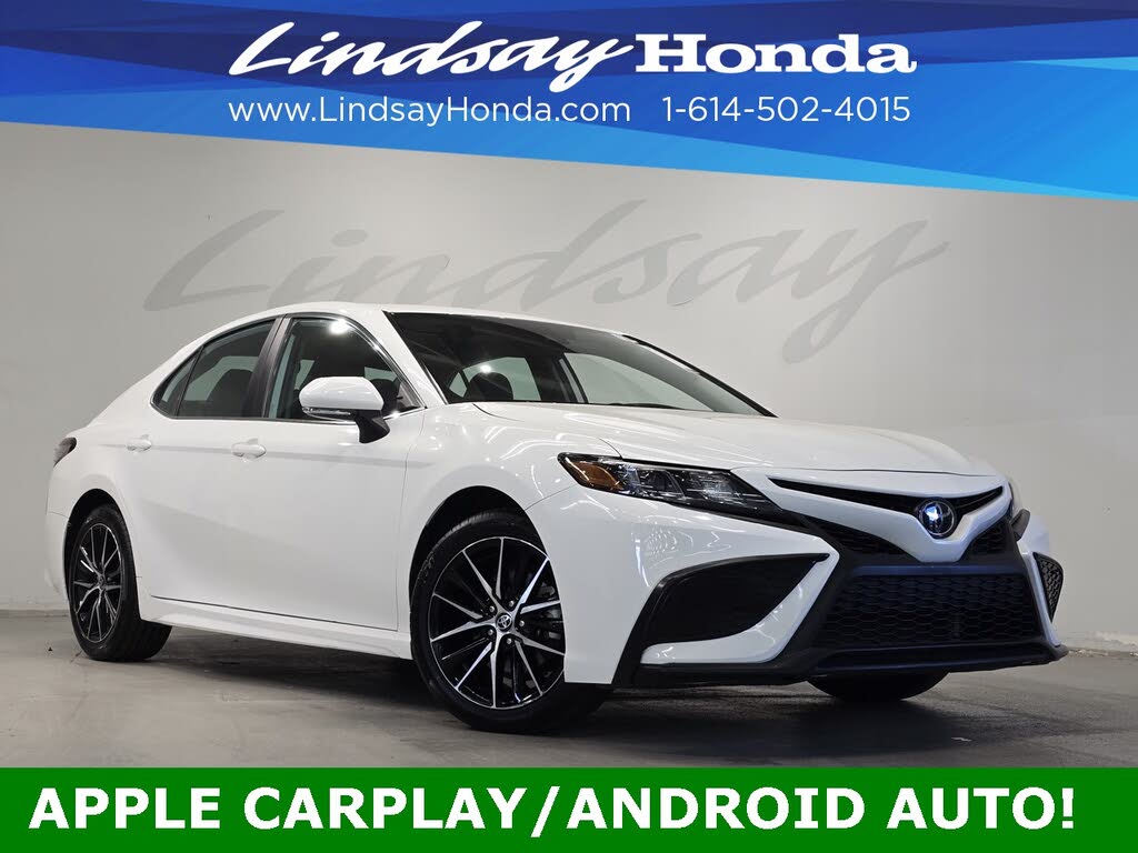 2024 Toyota Camry SE Nightshade FWD