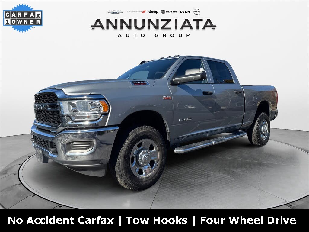 2022 RAM 2500 Tradesman Crew Cab 4WD