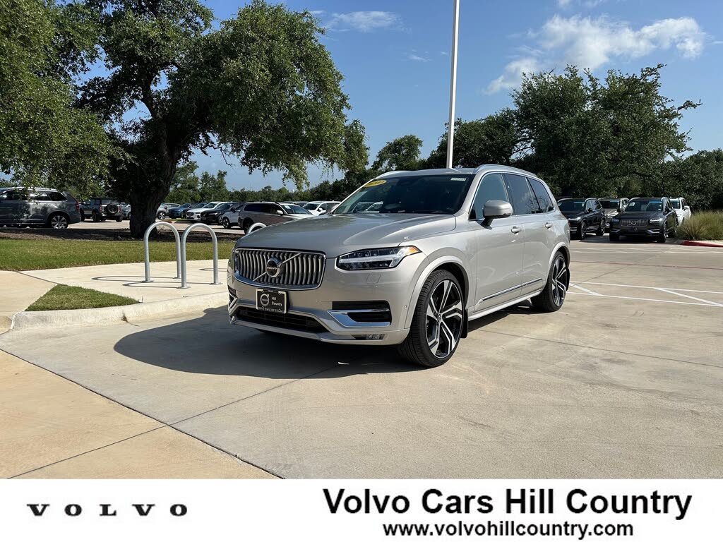 2025 Volvo XC90 B6 Ultra Bright Theme 7-Passenger AWD