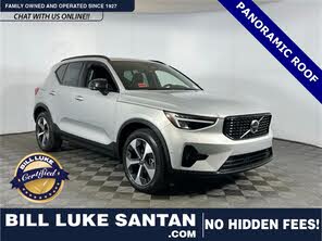 Volvo XC40 B5 Plus Dark Theme AWD