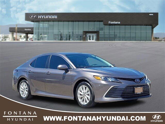 2024 Toyota Camry LE FWD