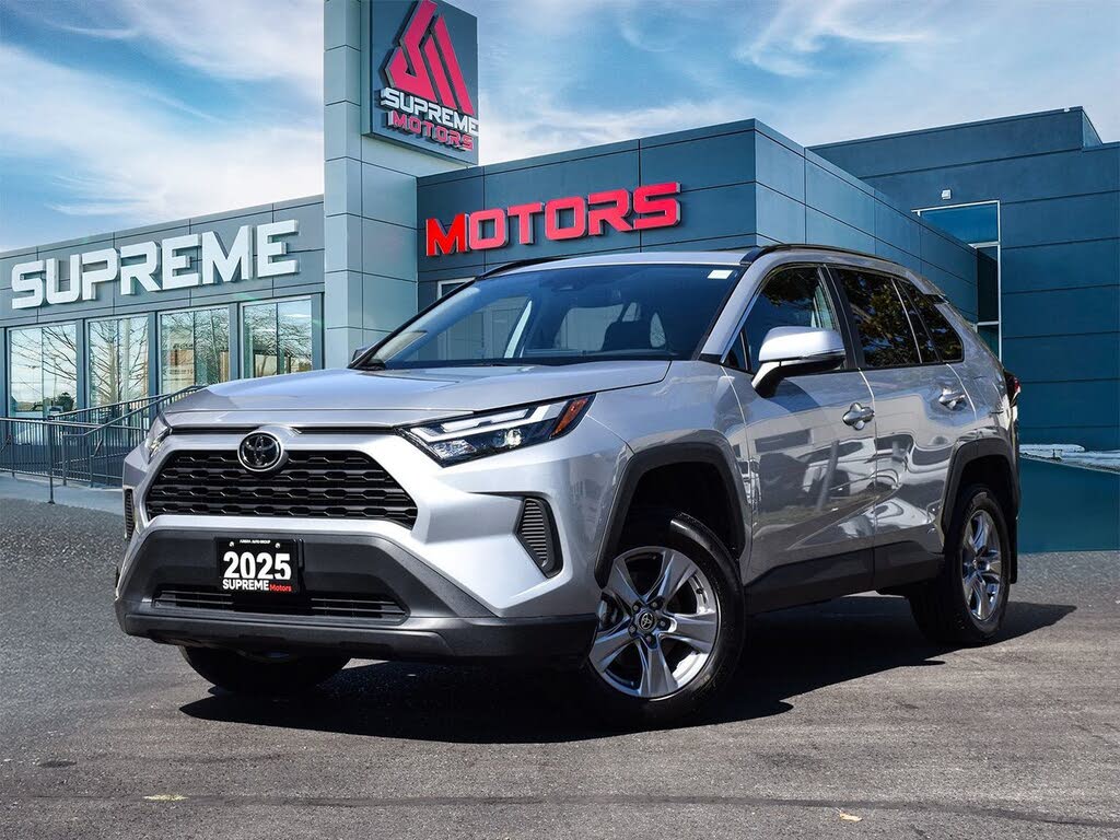 Toyota RAV4 Hybrid XLE AWD 2025