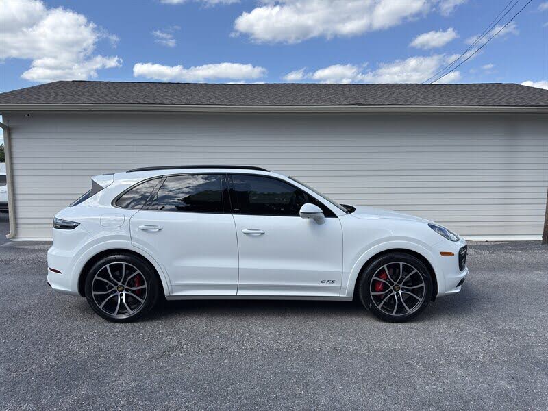 2022 Porsche Cayenne GTS AWD