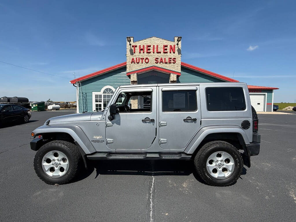 2014 Jeep Wrangler Unlimited Sahara 4WD