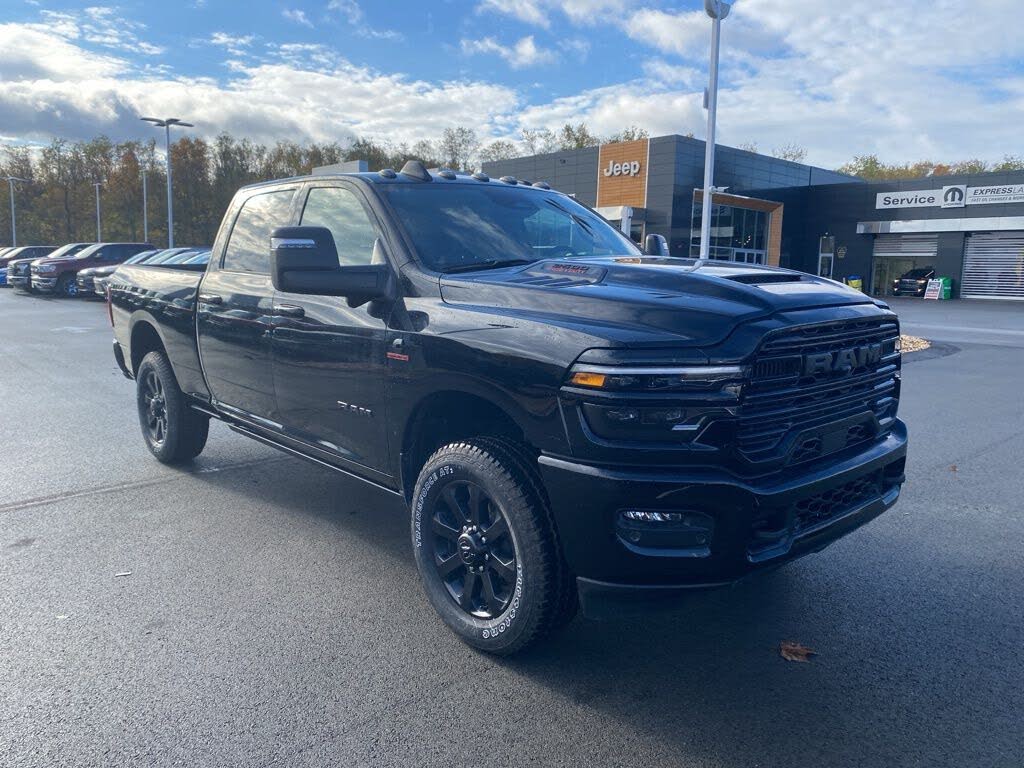 2026 RAM 2500 Laramie Crew Cab 4WD
