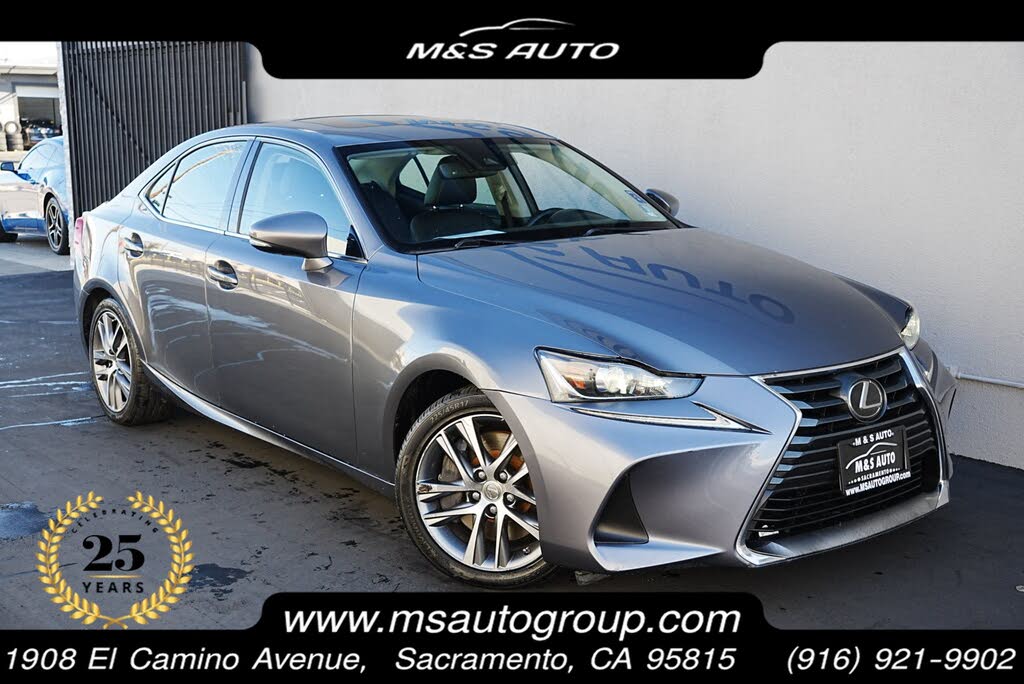 2019 Lexus IS 300 RWD