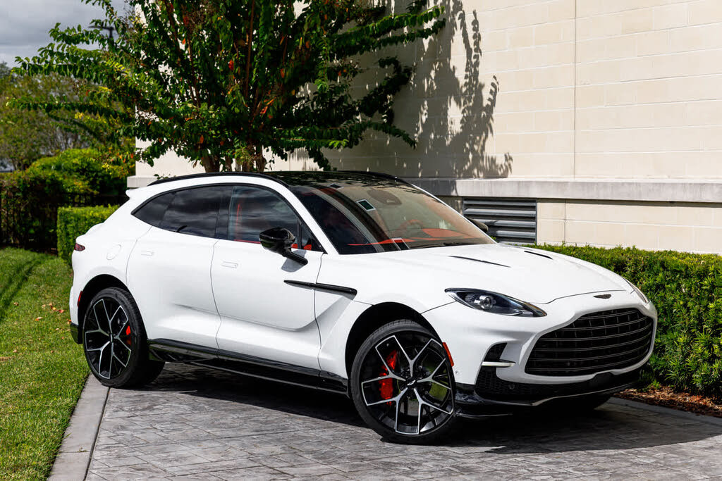 2025 Aston Martin DBX 707 AWD