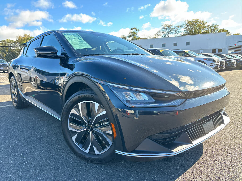 2024 Kia EV6 Light Long Range RWD