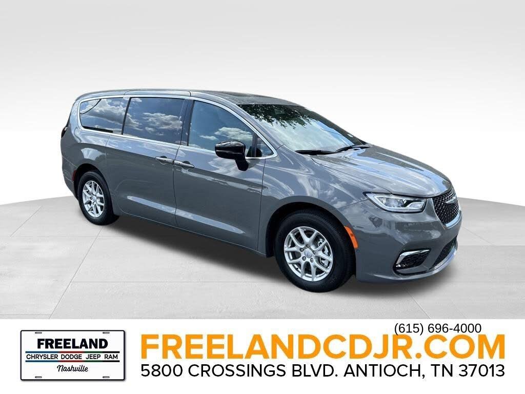 2025 Chrysler Pacifica Select FWD