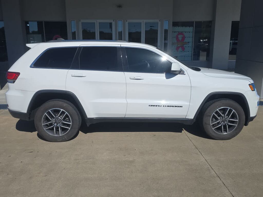 2020 Jeep Grand Cherokee Laredo E 4WD
