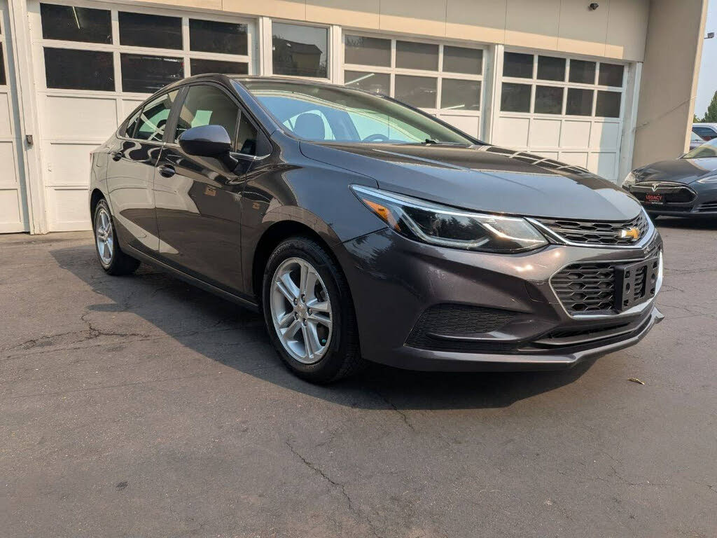 2017 Chevrolet Cruze LT Sedan FWD